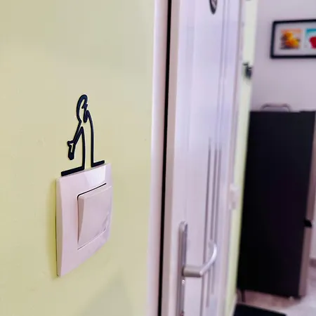 아파트 Laughlab With Free Parking -enjoy!!!