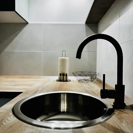 The Velvet With Free Parking *